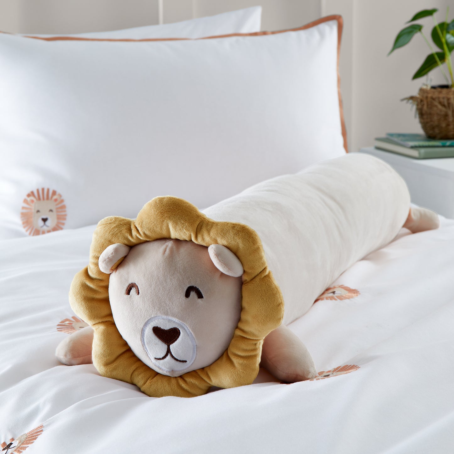 Cuddle Friends Lion