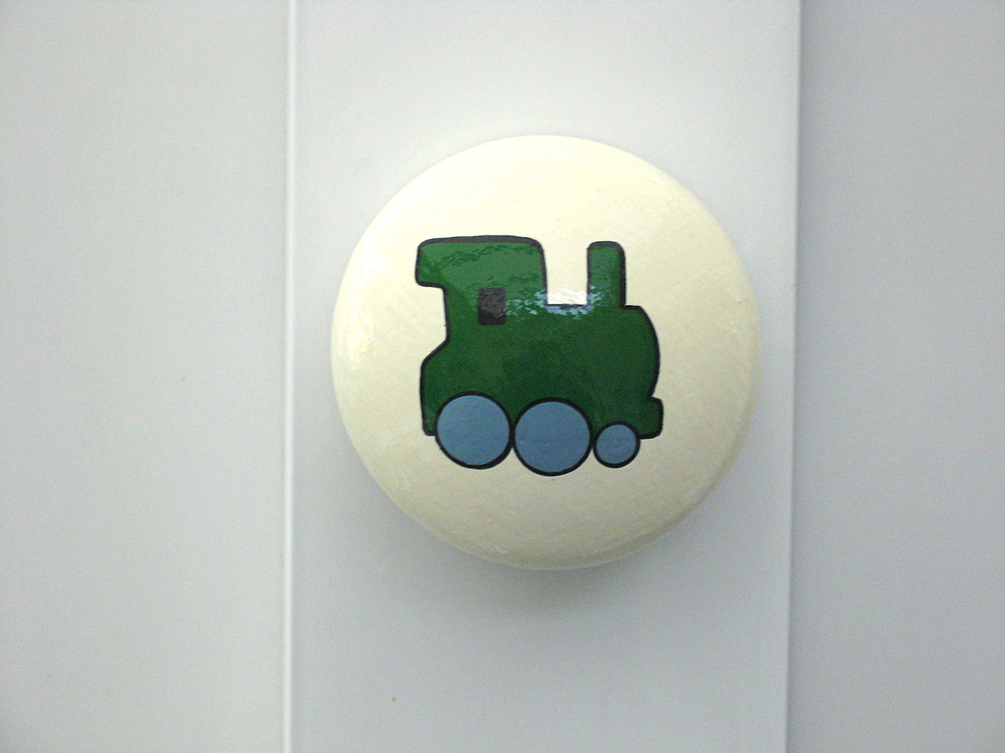 Train Door / Drawer Knob - Green