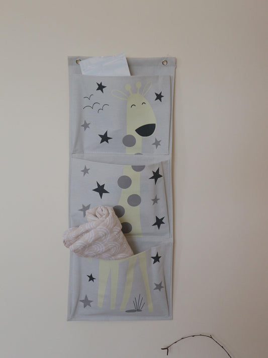 Giraffe 3 Pocket Wall Hanger